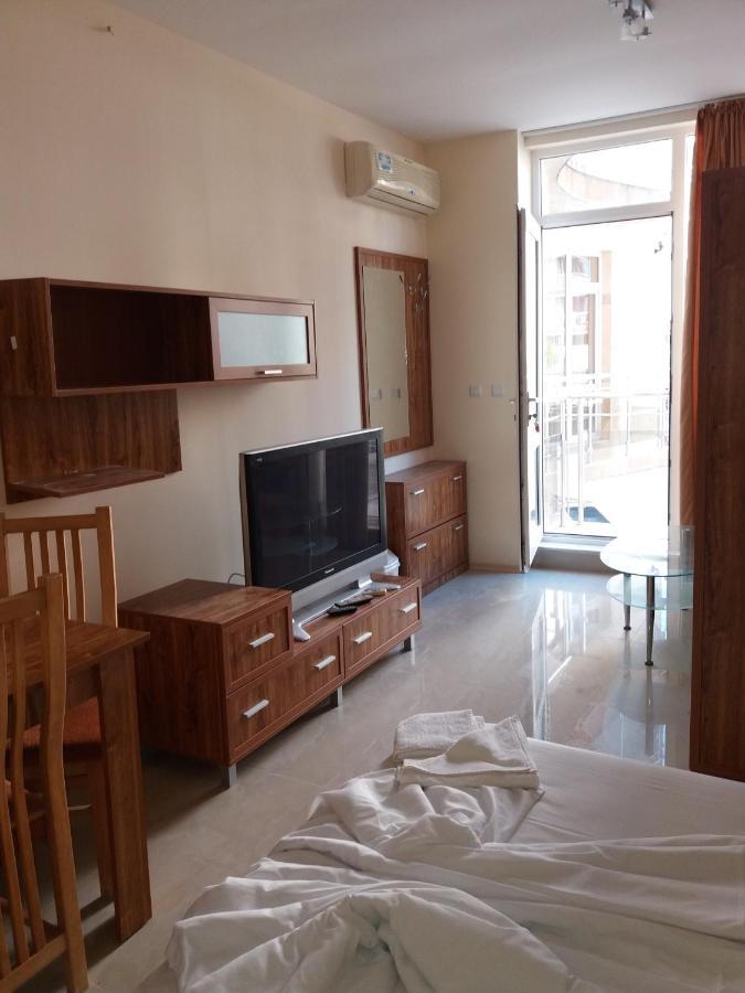 Golden Sea View Apartments 1 เปาโมเรีย ภายนอก รูปภาพ