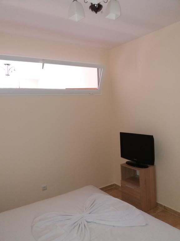 Golden Sea View Apartments 1 เปาโมเรีย ภายนอก รูปภาพ