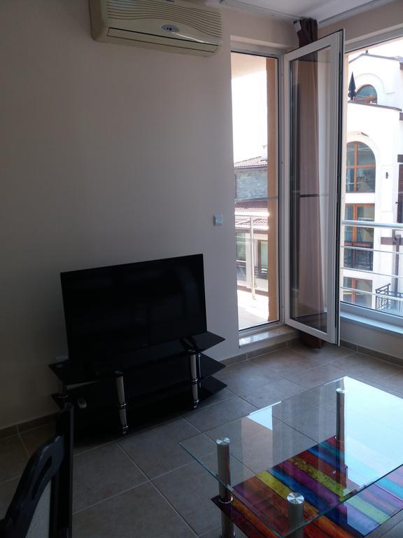 Golden Sea View Apartments 1 เปาโมเรีย ภายนอก รูปภาพ